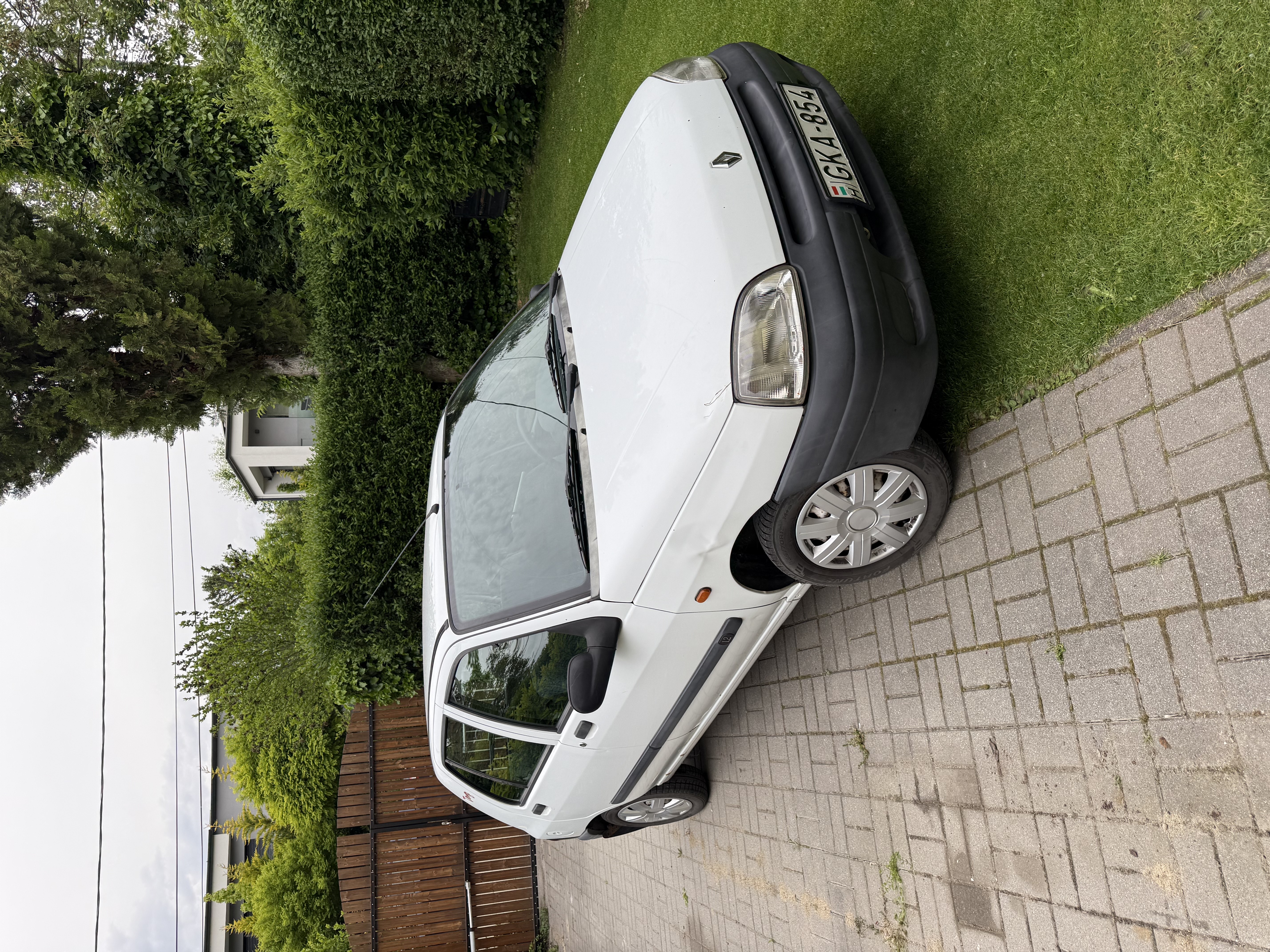 Hasznltaut: RENAULT CLIO 1.2 TANG